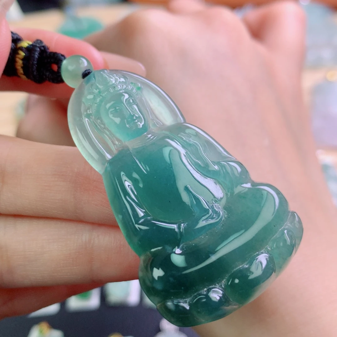 翡翠未镶嵌颈饰吊坠