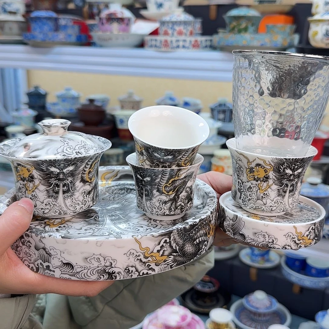 我们都是在等的呢我们也