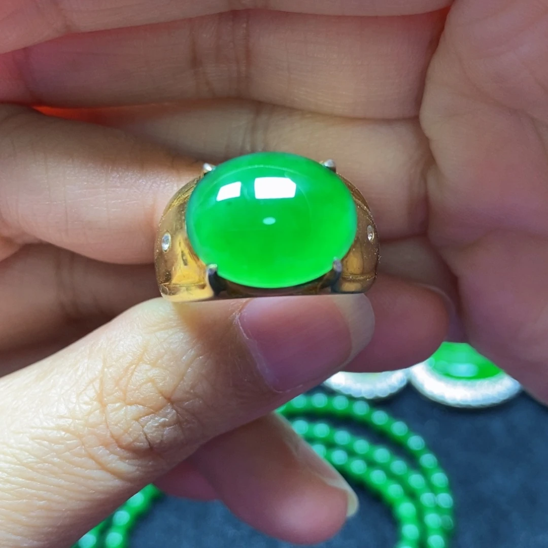 翡翠戒指银S925镶嵌天然翡翠