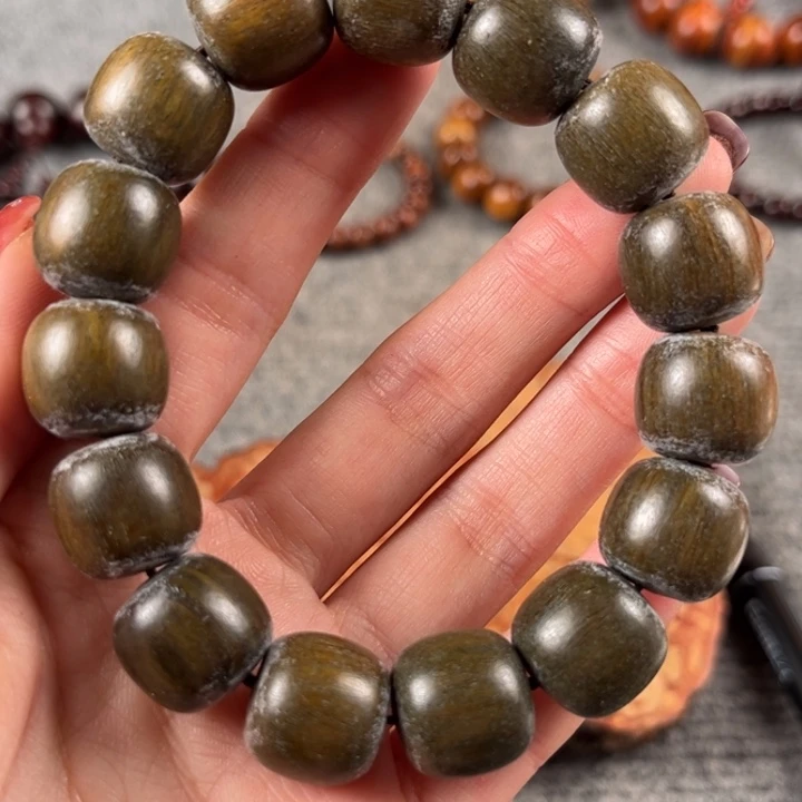 维腊木（绿檀）218455667889999