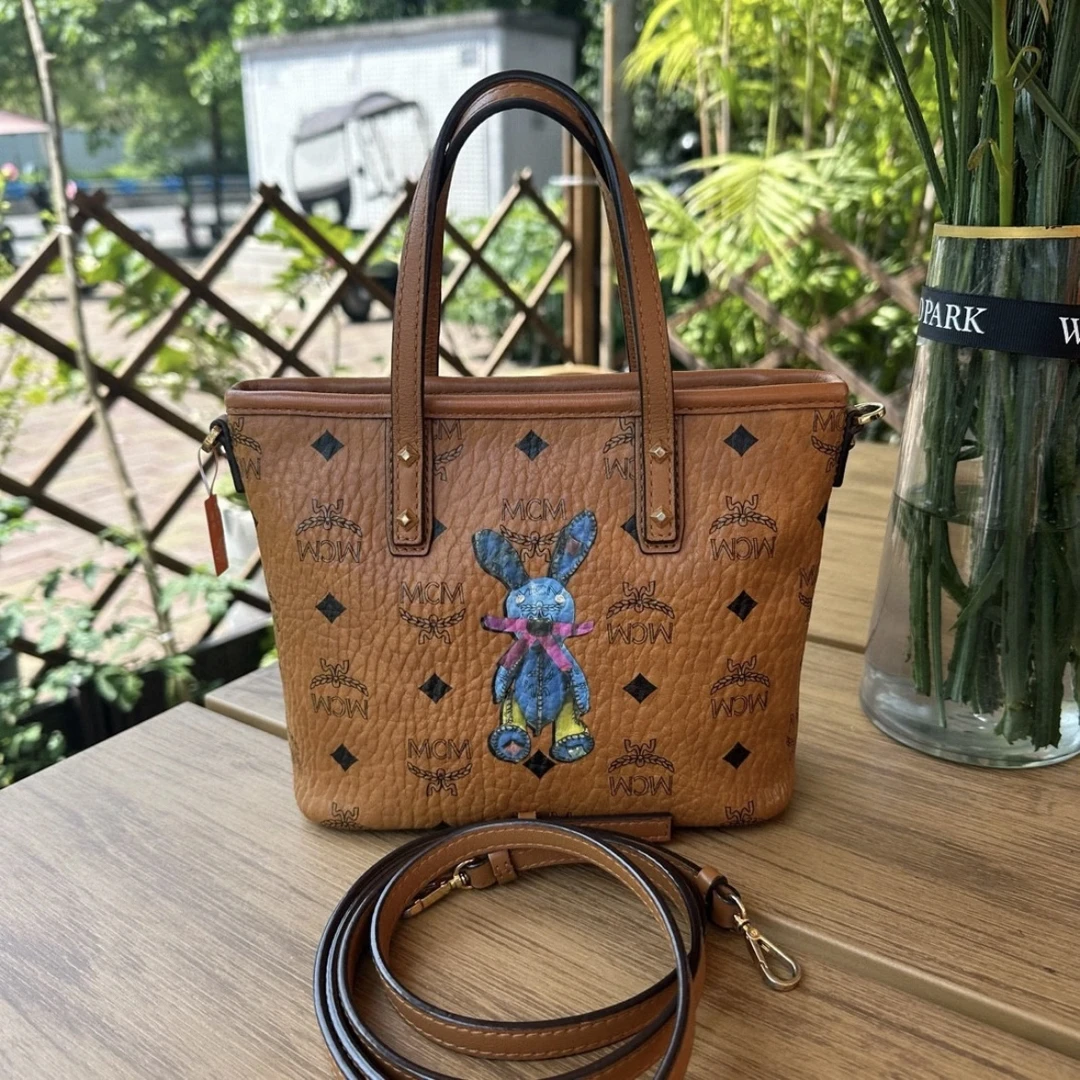 95新 MCM XM/干邑色动物园系列兔子菜篮子手提斜跨包/SD04910019