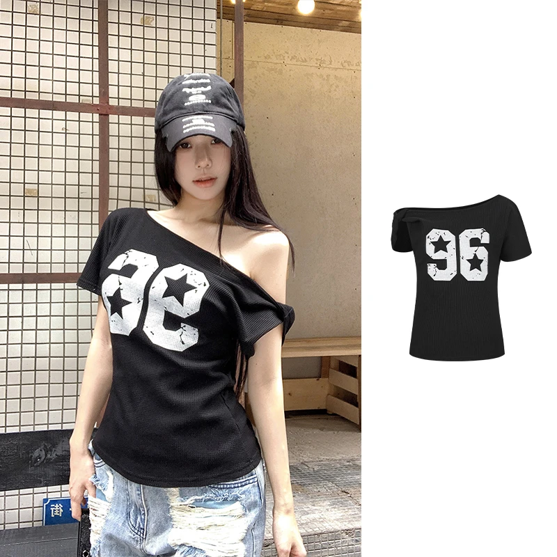 Moses Queen/魔西女王美式辣妹露肩设计短袖T恤宽松显瘦斜肩上衣