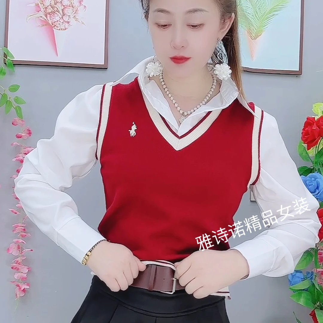 设计假两件拼接马甲2025韩系新款针织衫学院短款毛衣上衣