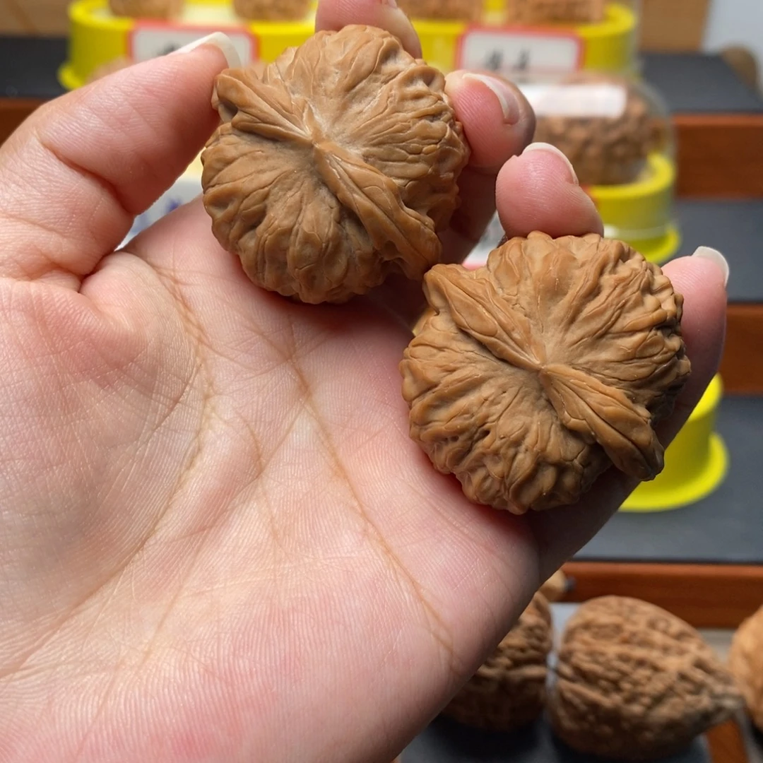 想***屁吊坠文玩核桃40石门元宝