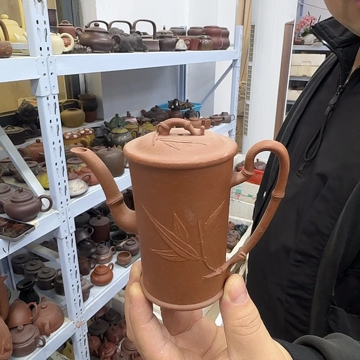 紫砂茶壶。宜兴紫砂壶原矿紫砂壶