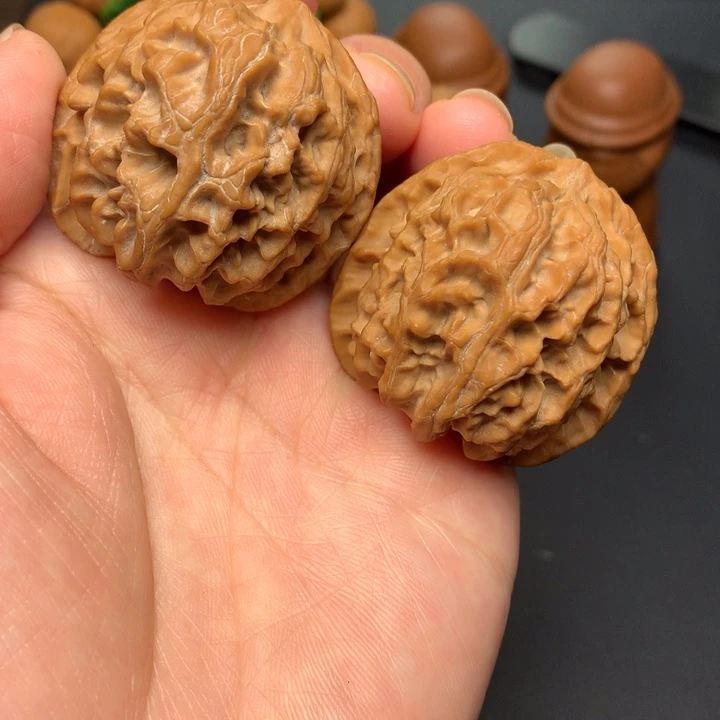 文玩核桃吊坠苹果园狮子头39