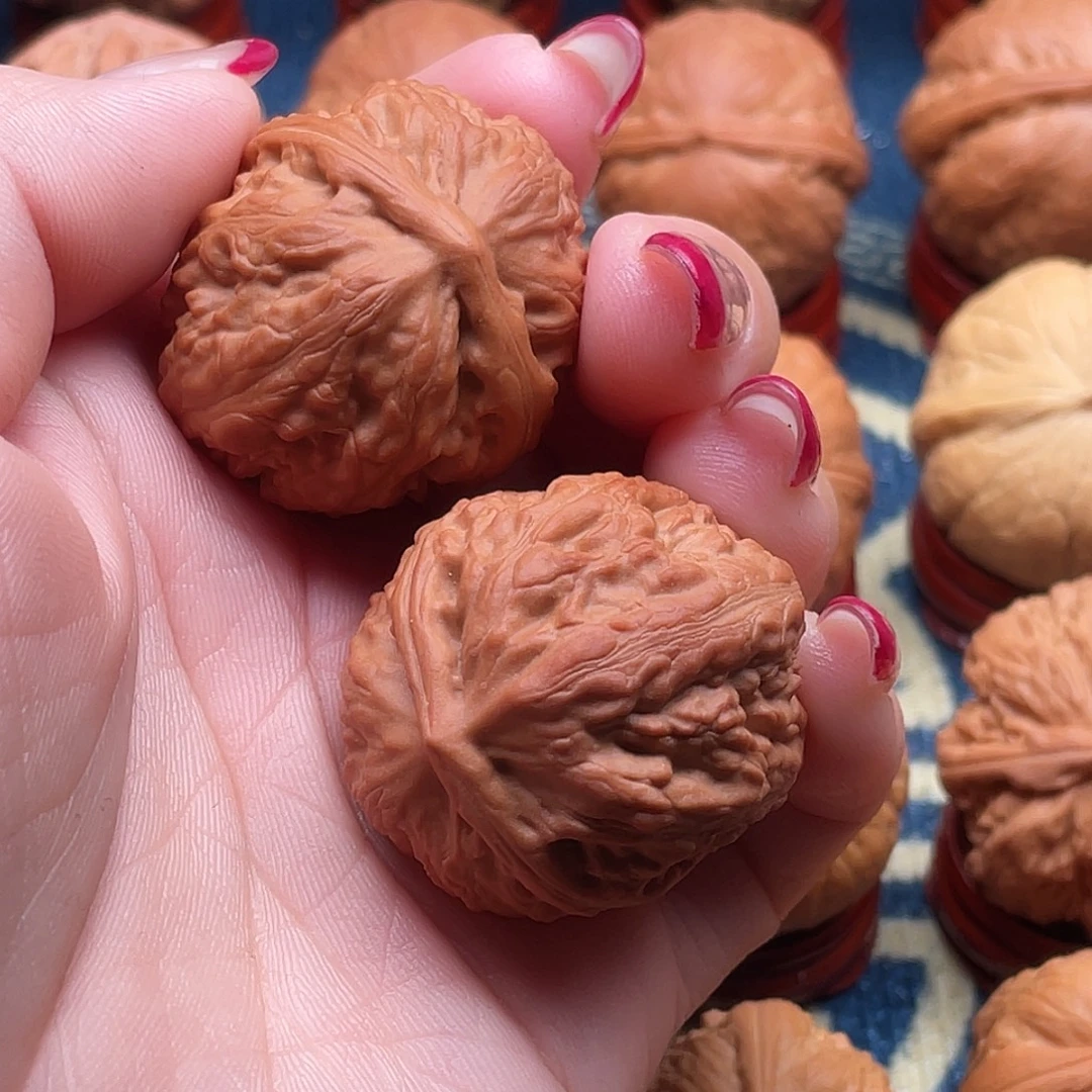 爱***雨把件文玩核桃精品手捻