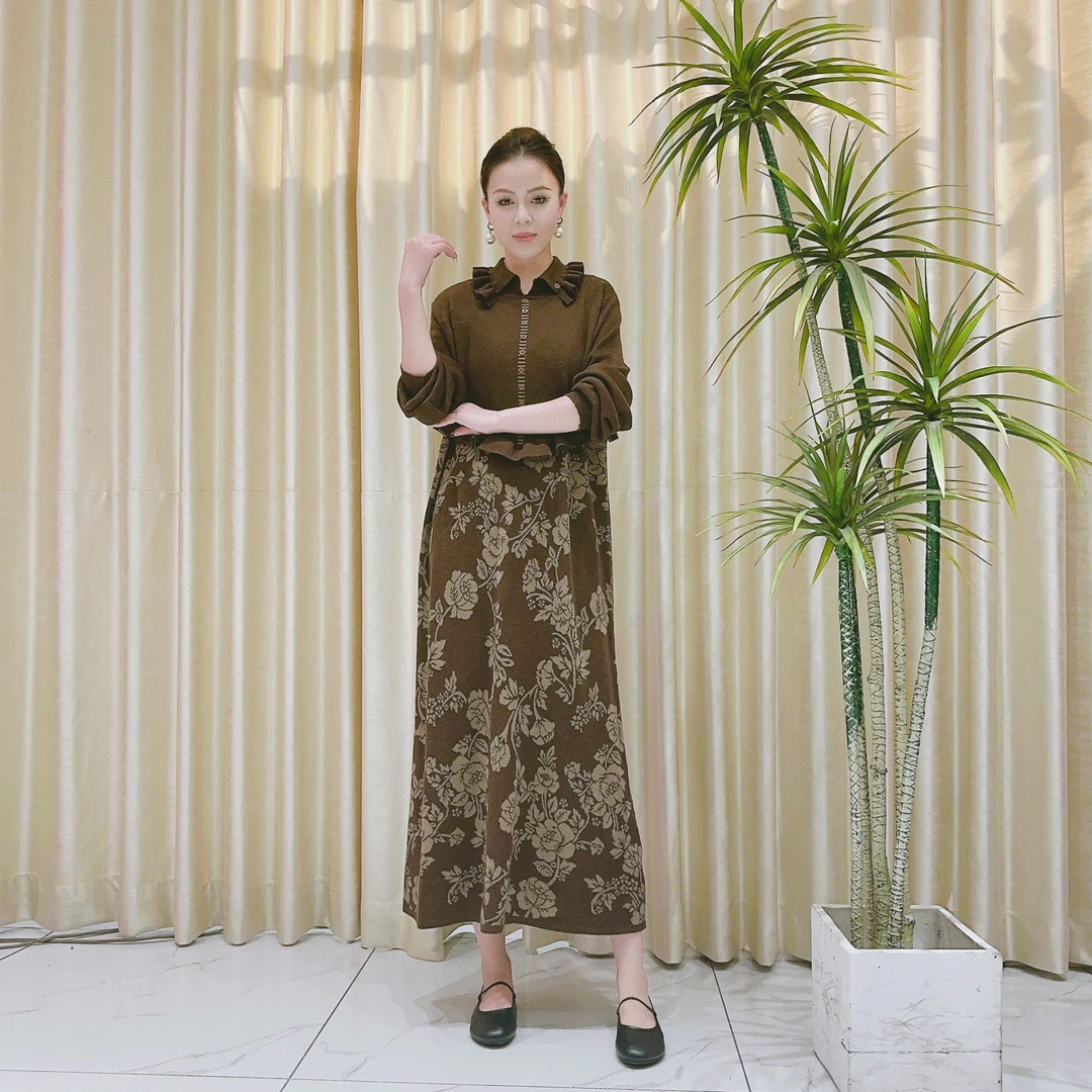 9863咖色花叶提花拼接设计款羊毛气质秋冬轻奢针织连衣裙时尚复古