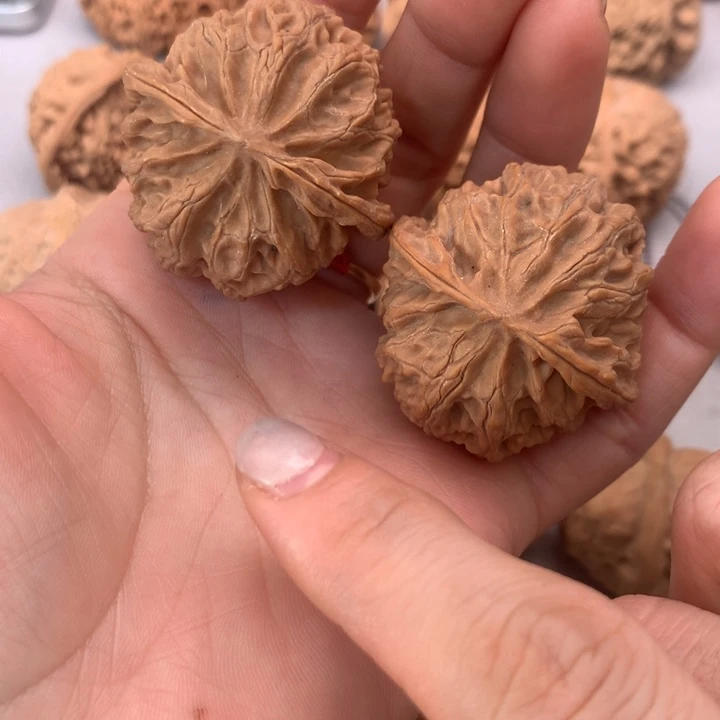 文玩核桃把件全品肉球苹果园40