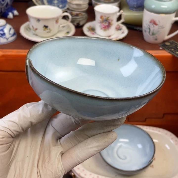 他家瓷器真美…开播了