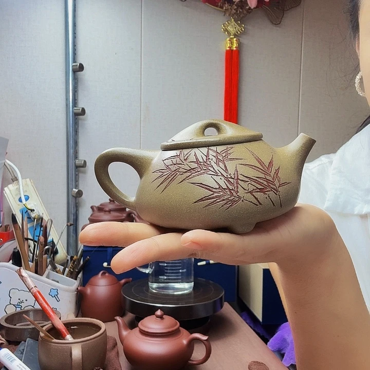 茶壶紫砂青段石瓢半手，刻绘260毫升