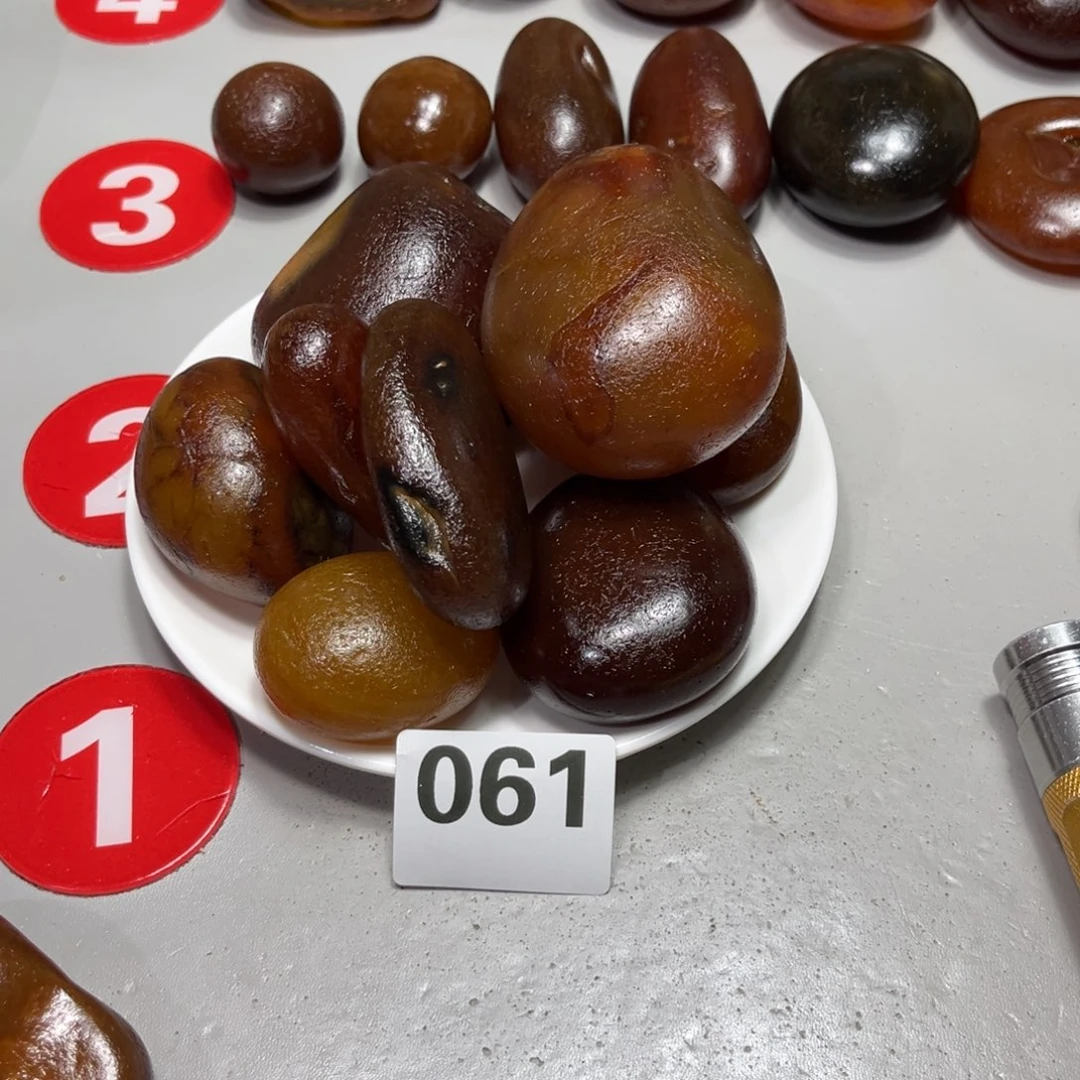 老挝石偶****生马料马料马料
