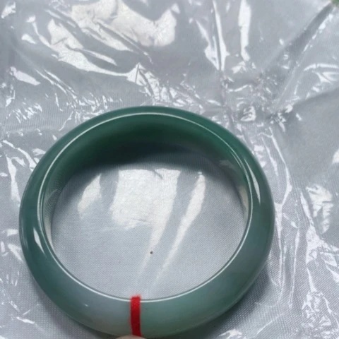 O***i未镶嵌手镯翡翠缅甸翡翠手镯