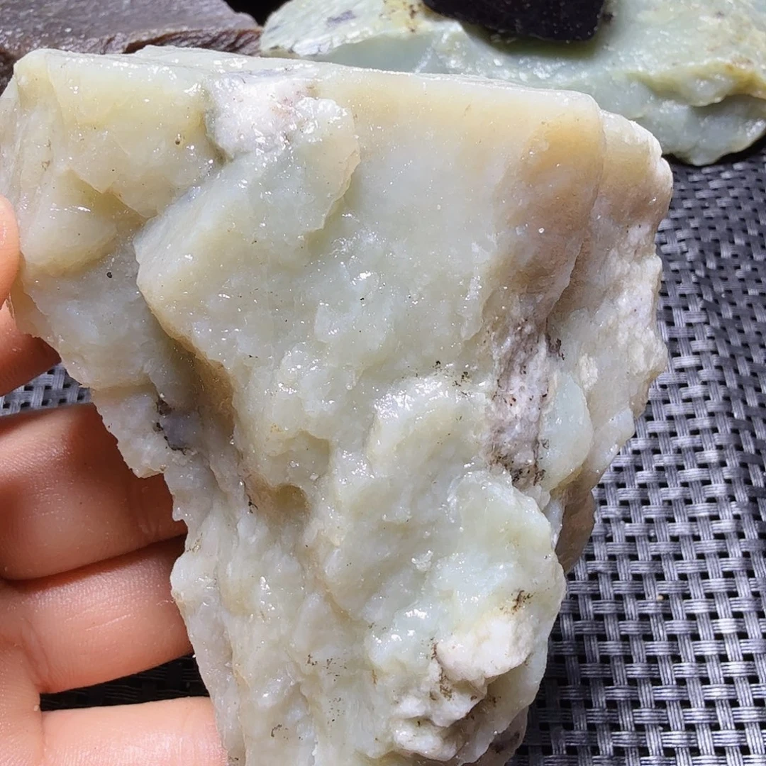 和田玉（糖玉）未镶嵌珠宝半成品
