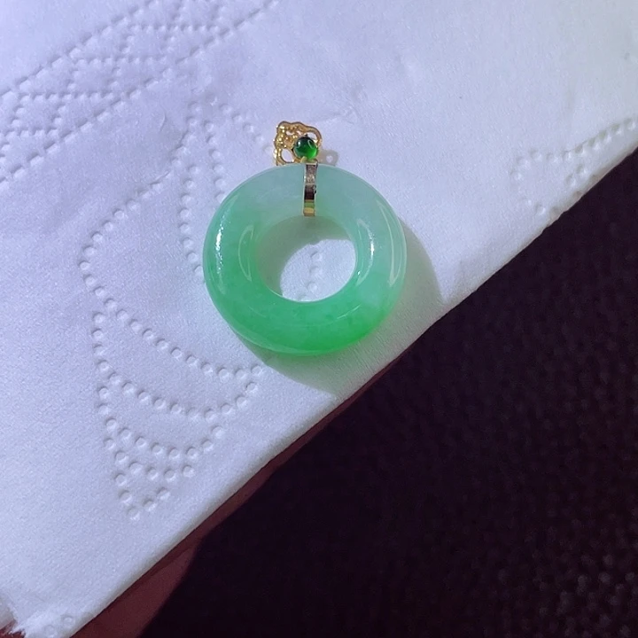 颈饰18K金镶嵌翡翠翡翠