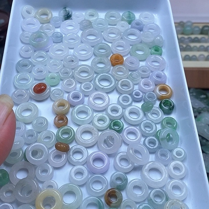 吊坠(不含链)未镶嵌翡翠一个20