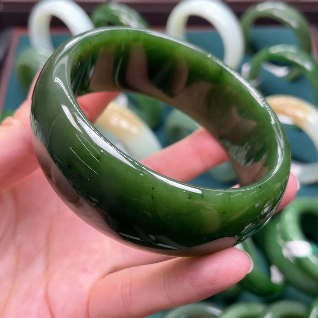 和田玉（碧玉）未镶嵌手镯59+