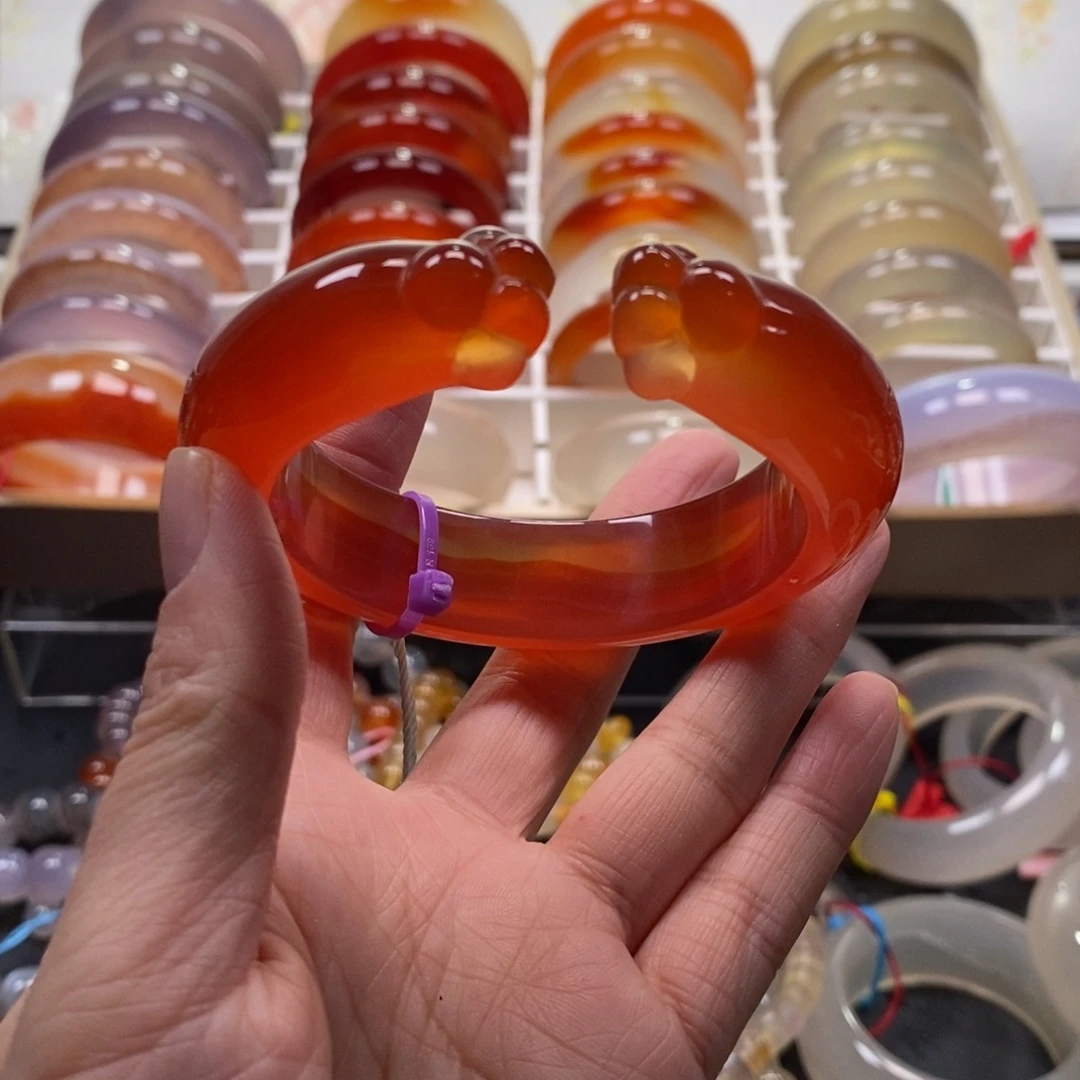 玛瑙/玉髓未镶嵌手镯