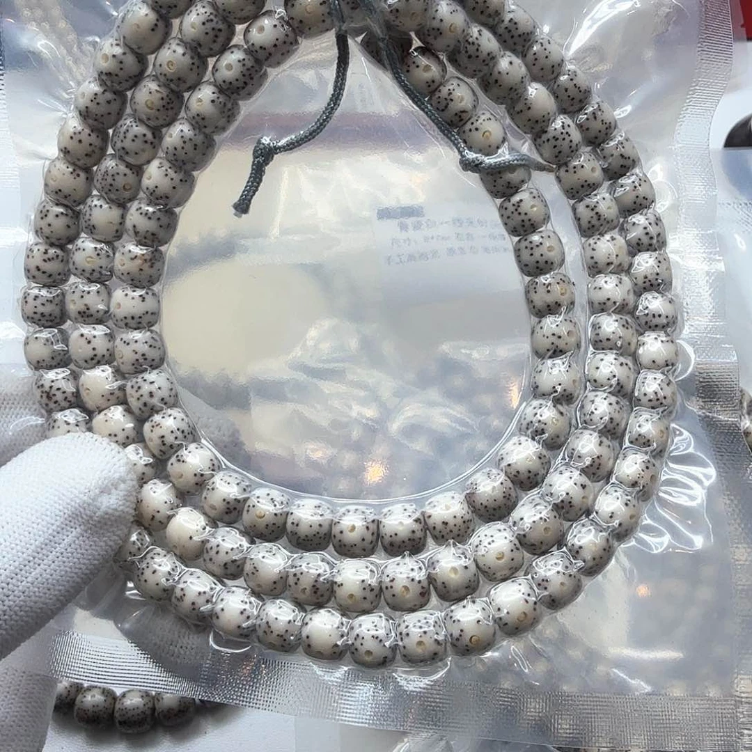 星月菩提吊坠14骨瓷白月留白8左右 108