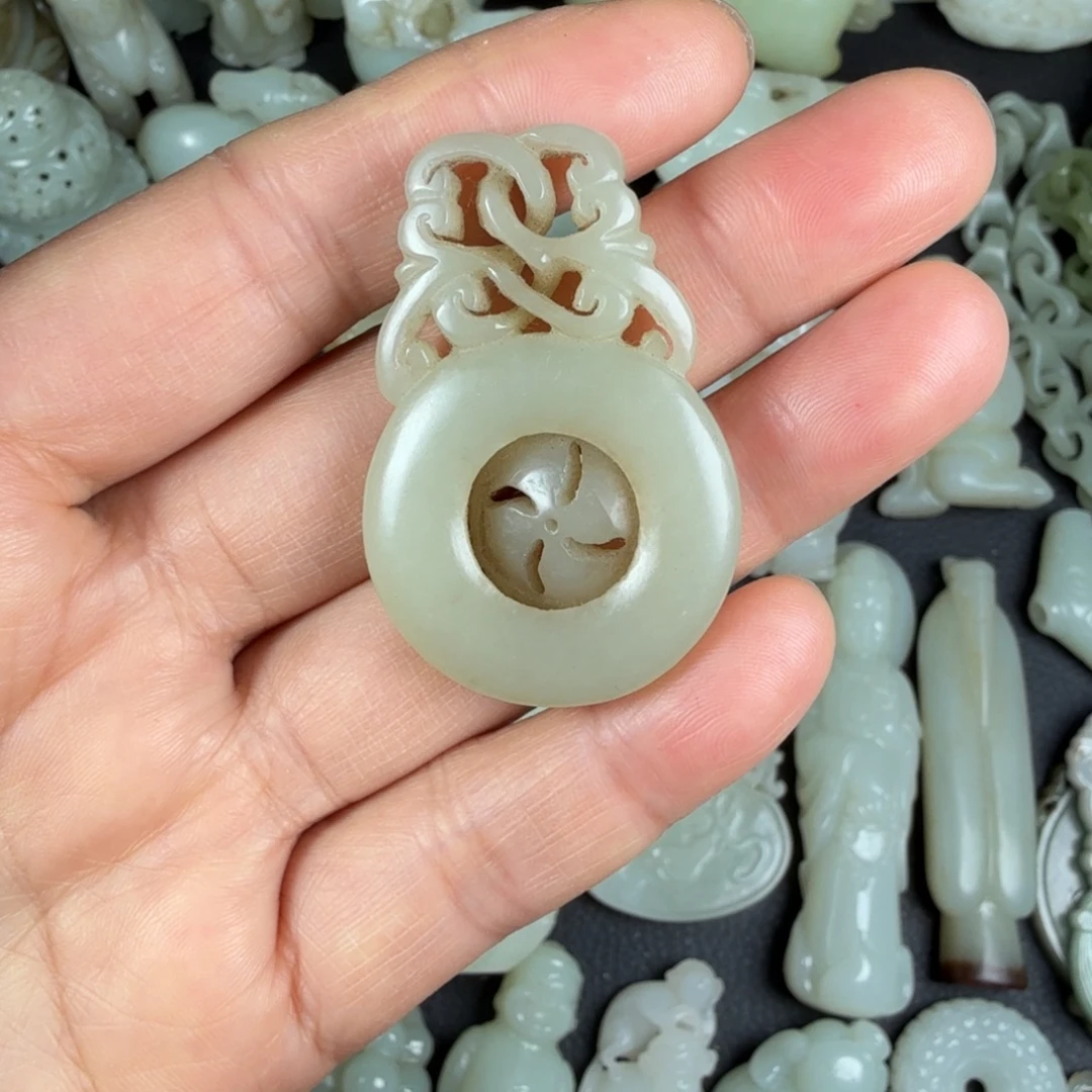 和田玉未镶嵌吊坠(不含链)