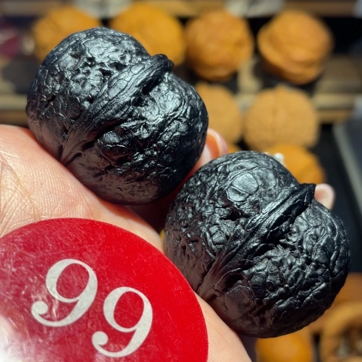 地闷元宝核桃尺寸35