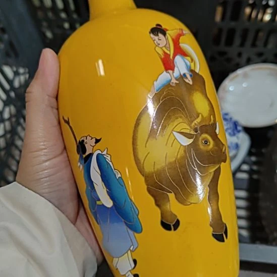 秋***尘有机玻璃精美摆件（不退换）