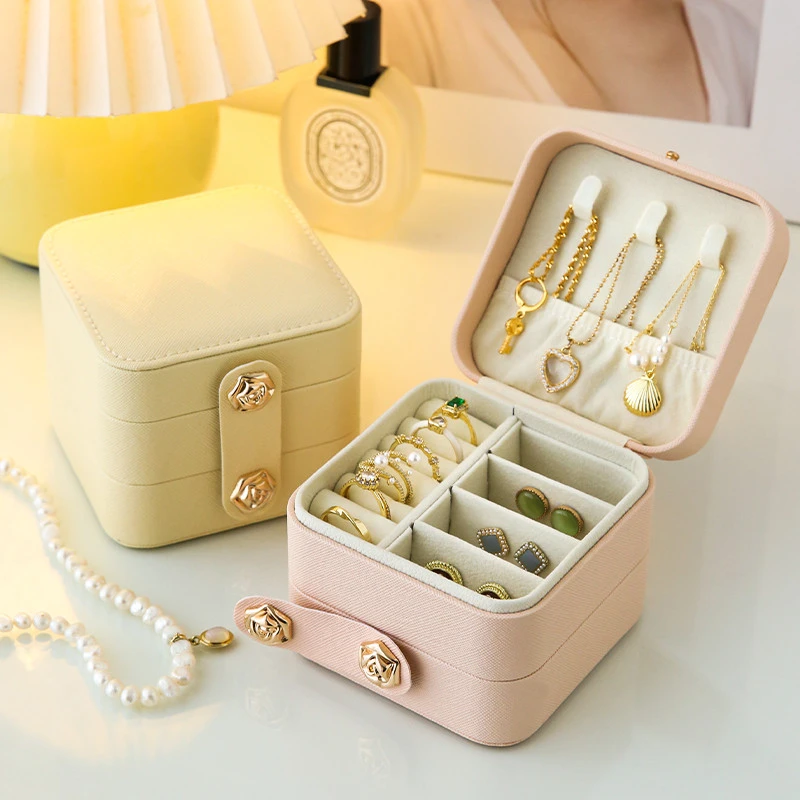 随身小型可爱首饰盒便携耳钉耳环手饰包手链项链戒指迷你收纳盒