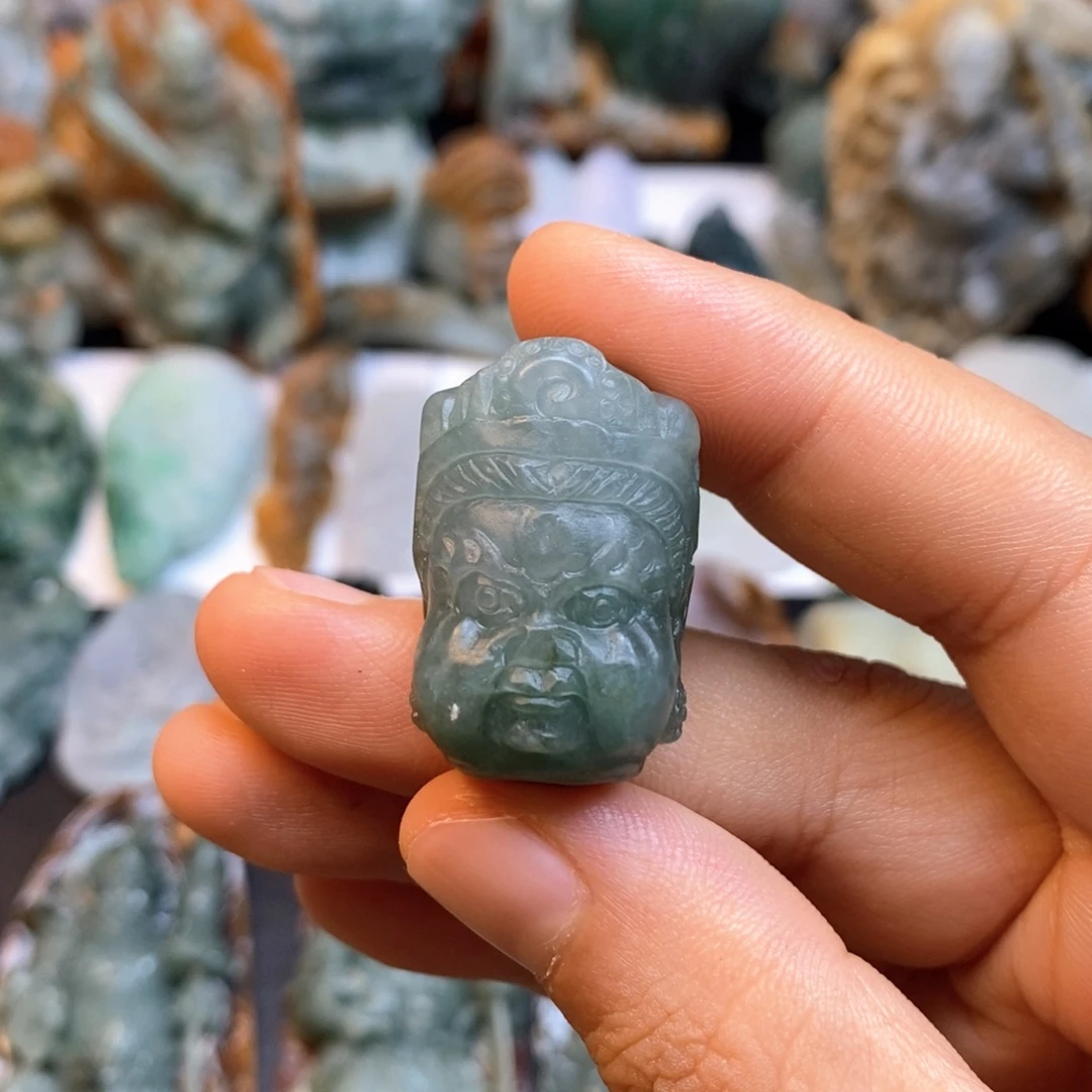 定制翡翠未镶嵌特色70