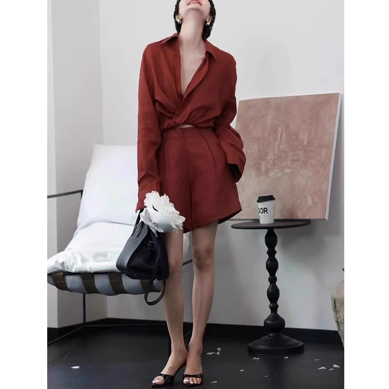 慵懒风时尚红色衬衫秋季套装女2025休闲轻薄防晒上衣短裤两件套