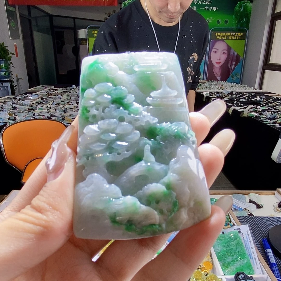 颈饰未镶嵌翡翠翡翠