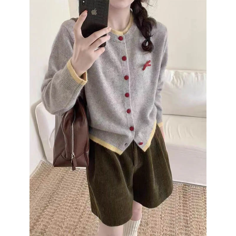 （女装）8365 慵懒风撞色拼接刺绣蝴蝶结长袖针织毛衣开衫