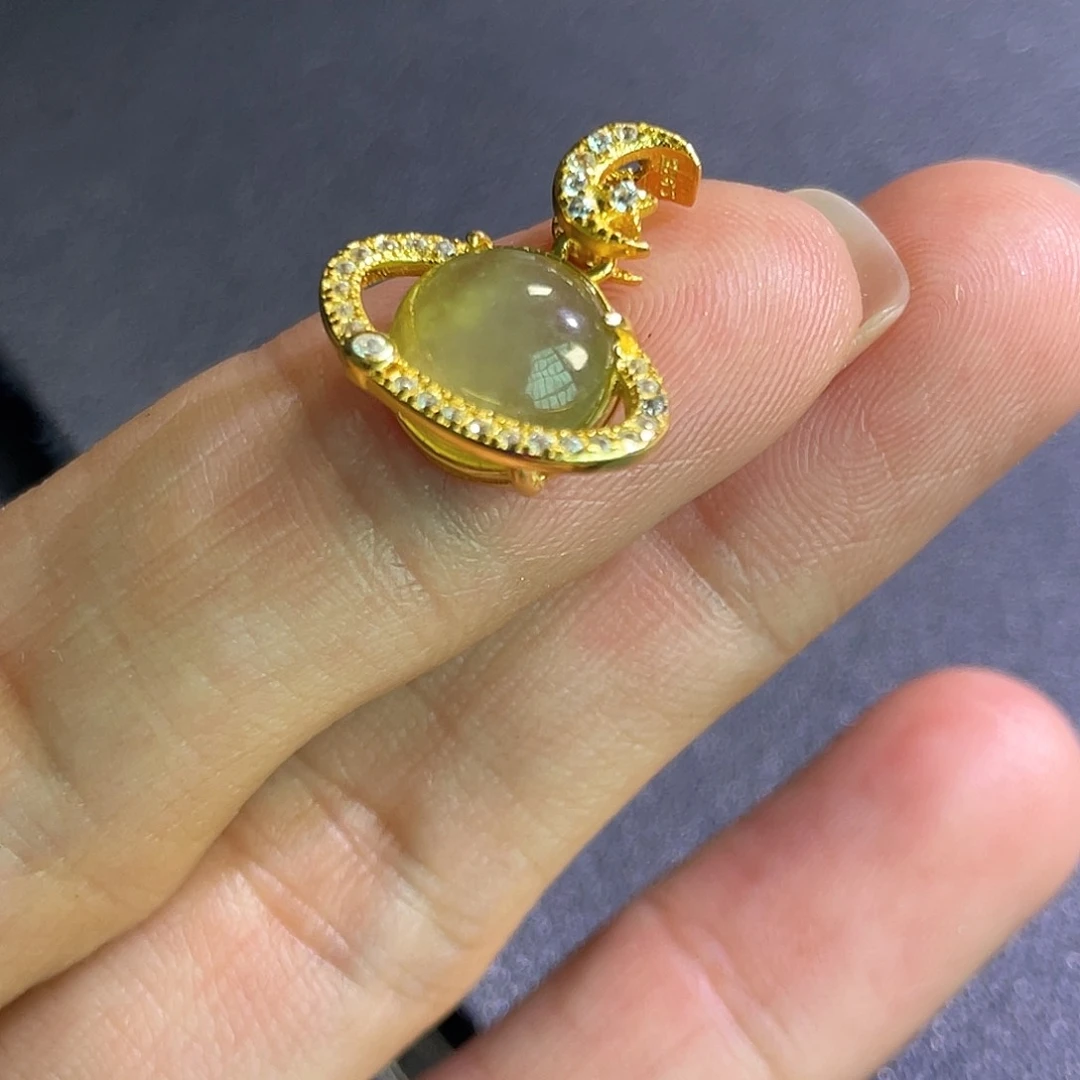 定制翡翠未镶嵌挂件