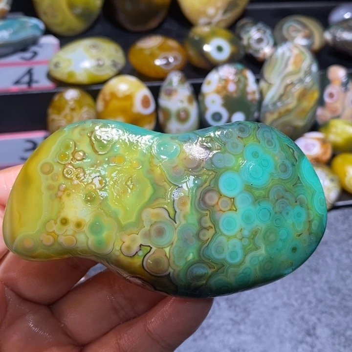 玛瑙/玉髓未镶嵌珠宝半成品42