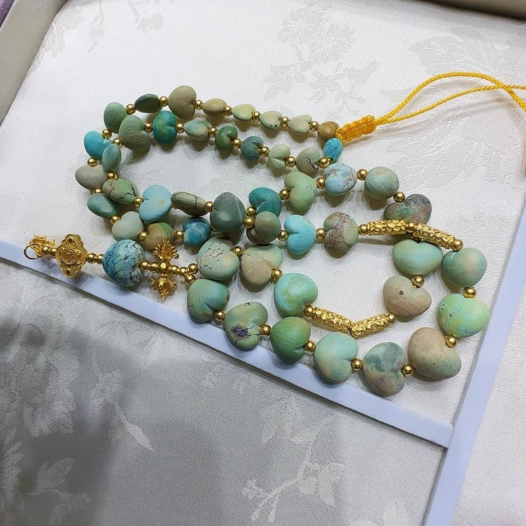 绿松石未镶嵌原矿绿松石