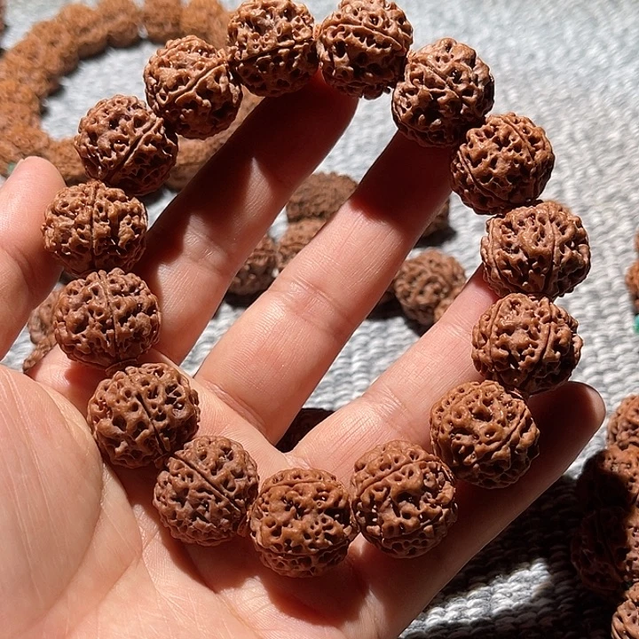 吊坠金刚菩提满肉满蜂窝