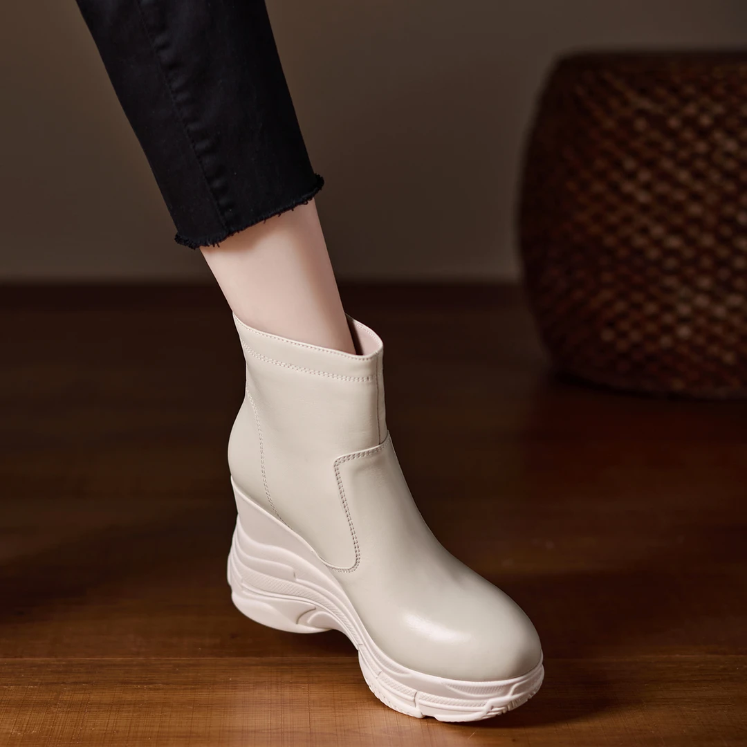 小个子手工女鞋9.5cm~圆头坡跟高跟不累脚百搭短靴秋冬新款马丁靴