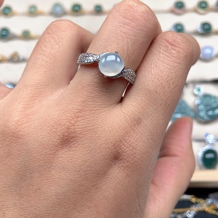 翡翠未镶嵌戒指戒指