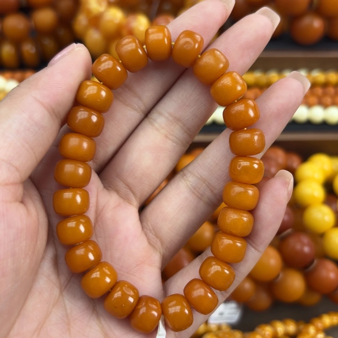 未镶嵌颈饰琥珀蜜蜡