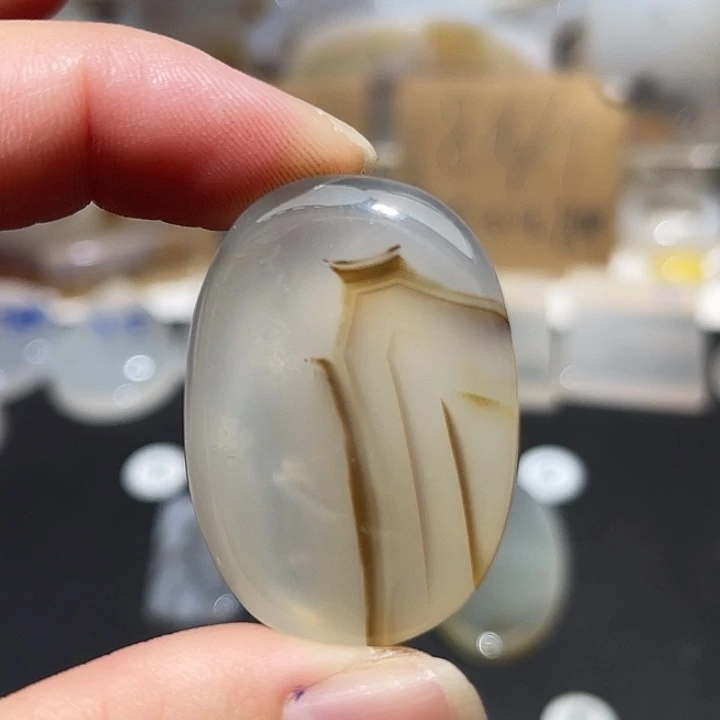 玛瑙/玉髓颈饰未镶嵌