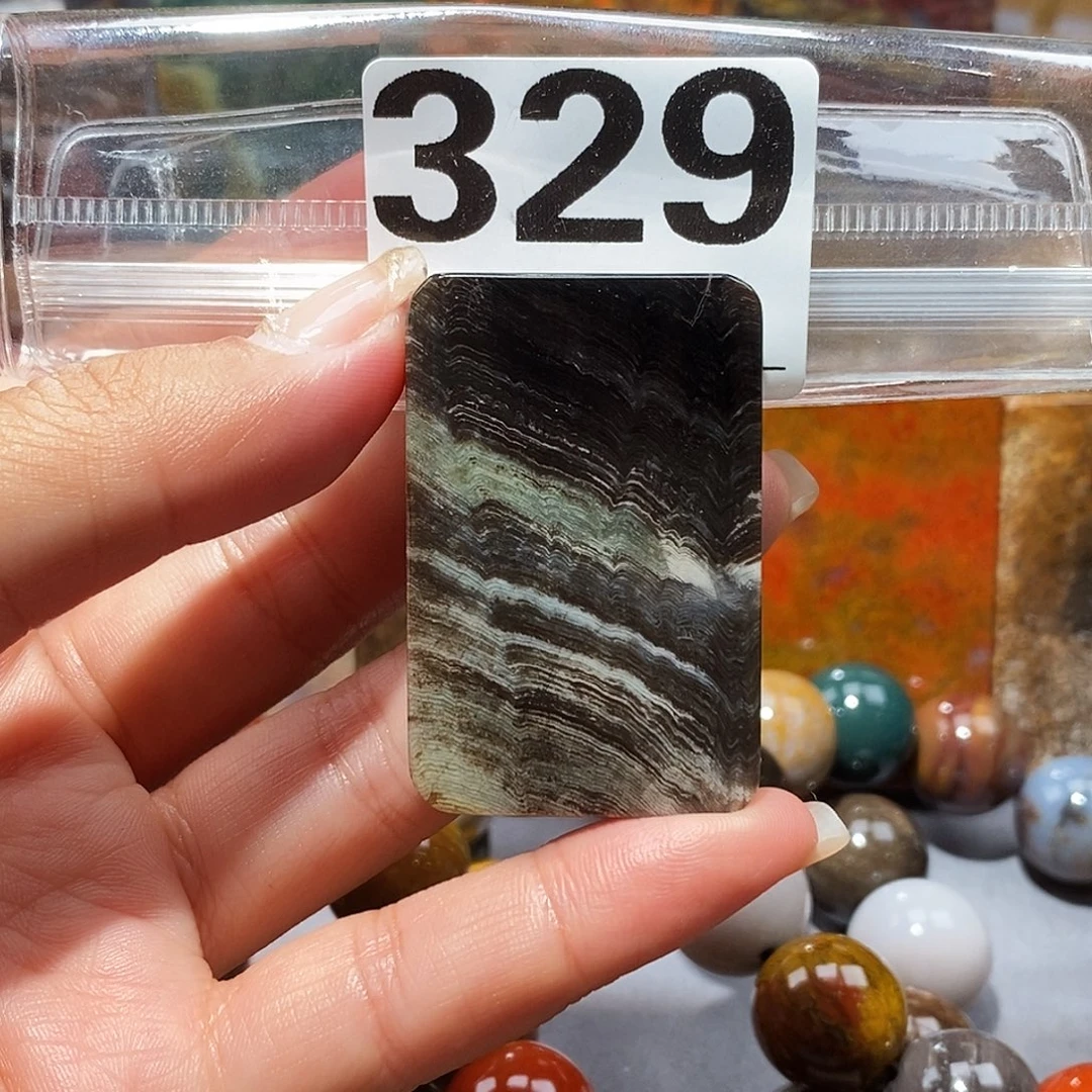 未镶嵌天然北票硅化玉吊坠硅化玉