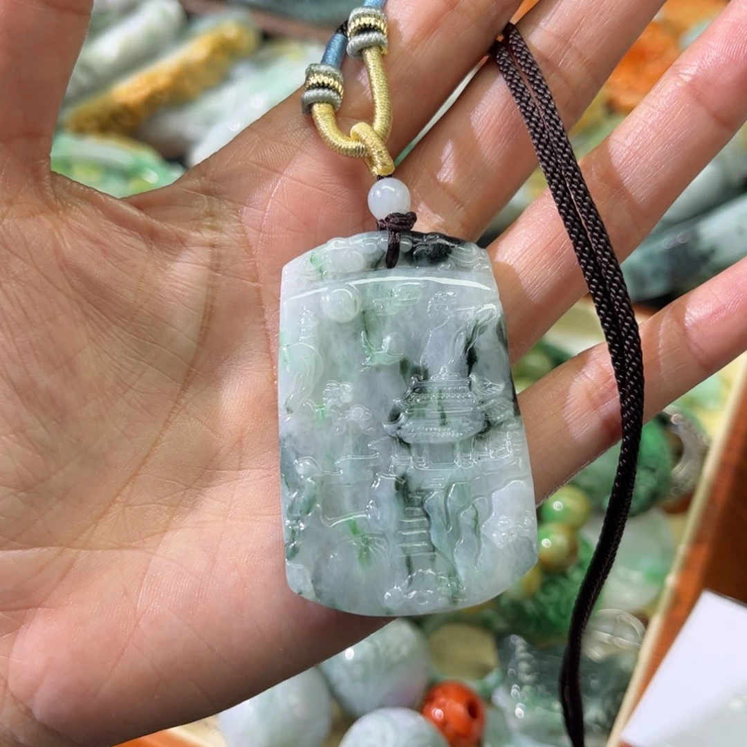 翡翠颈饰未镶嵌待编款