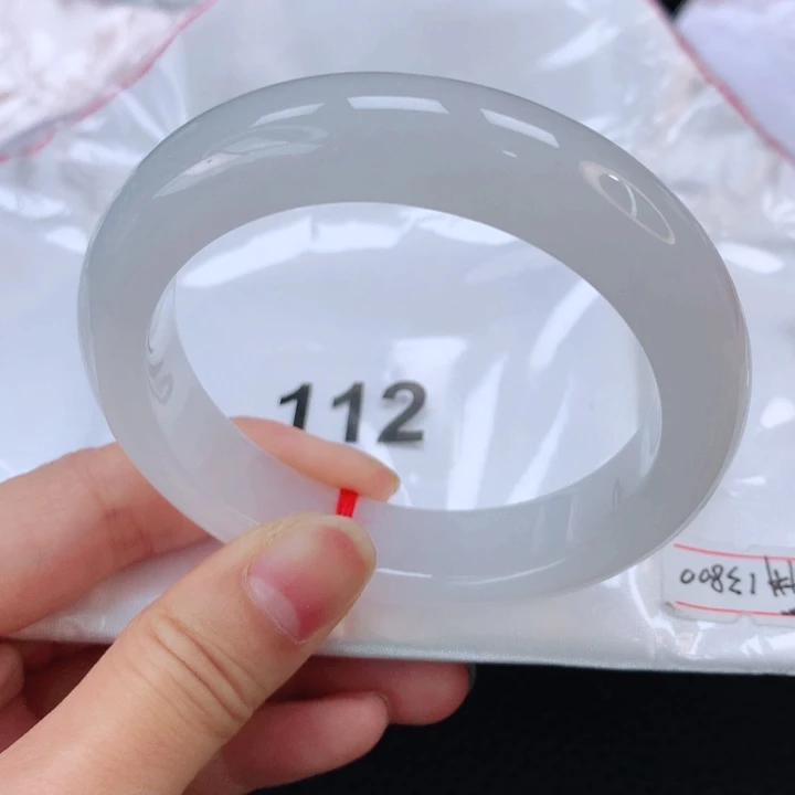 翡翠手镯未镶嵌如**！翡翠手镯54