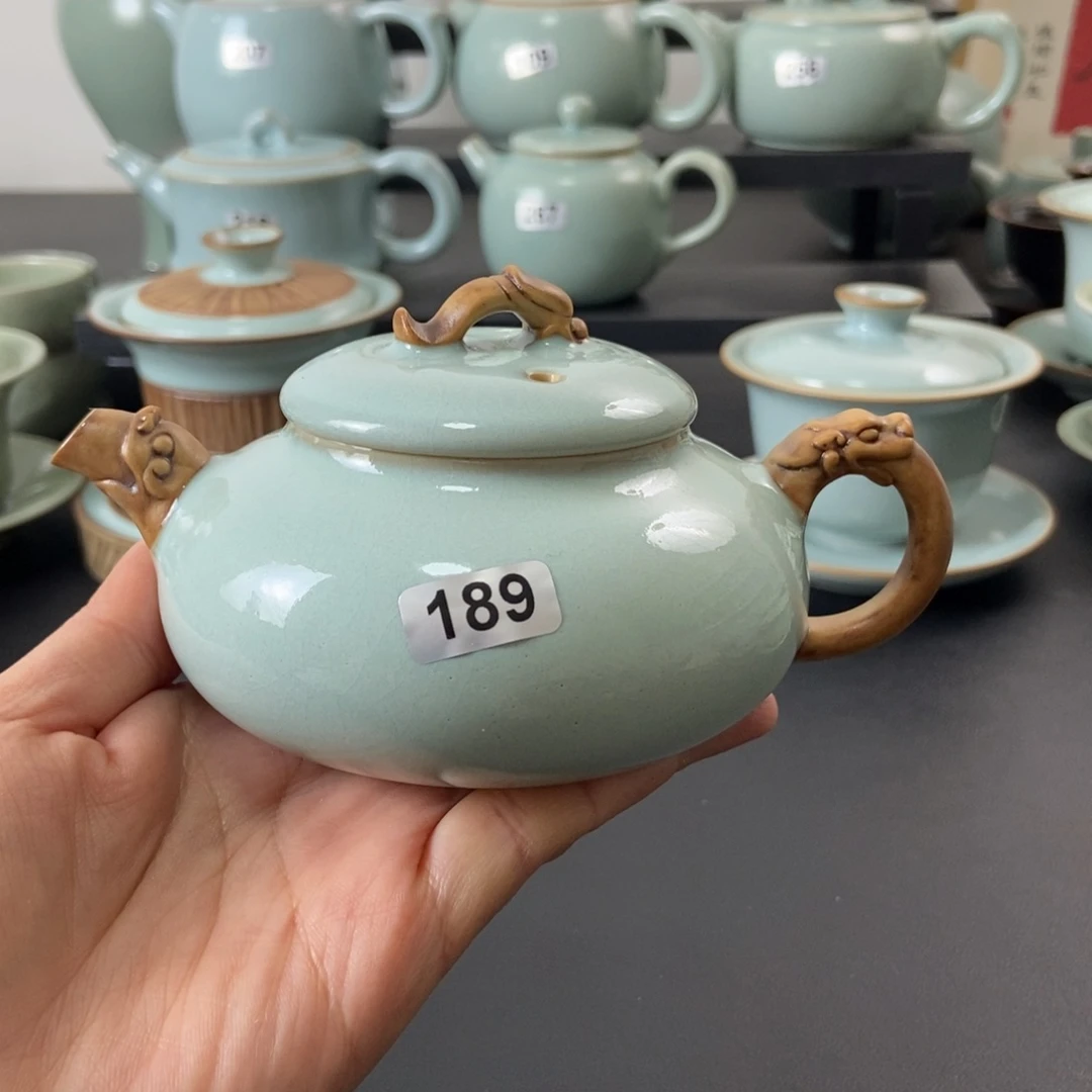 赵琳老师龙壶微瑕