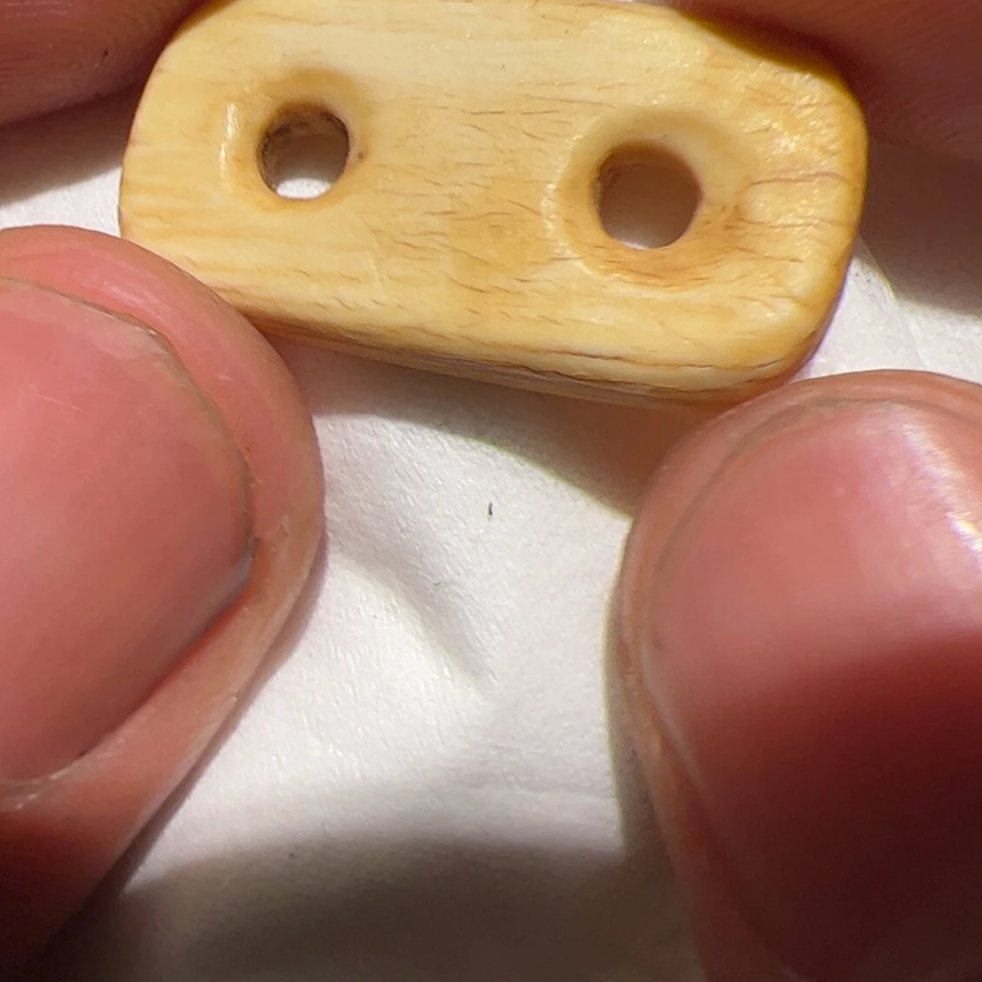 颈饰玻璃你们的生活