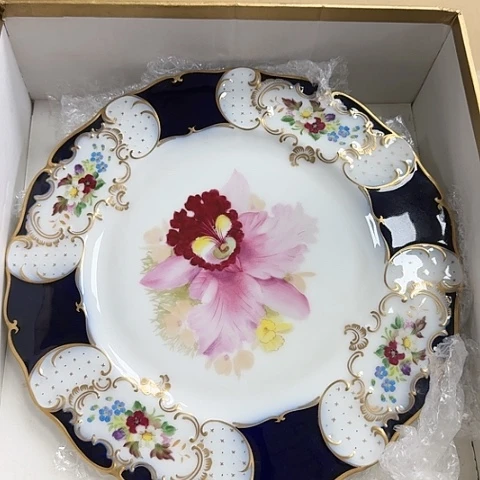 s****n瓷器。瓷器。瓷器。