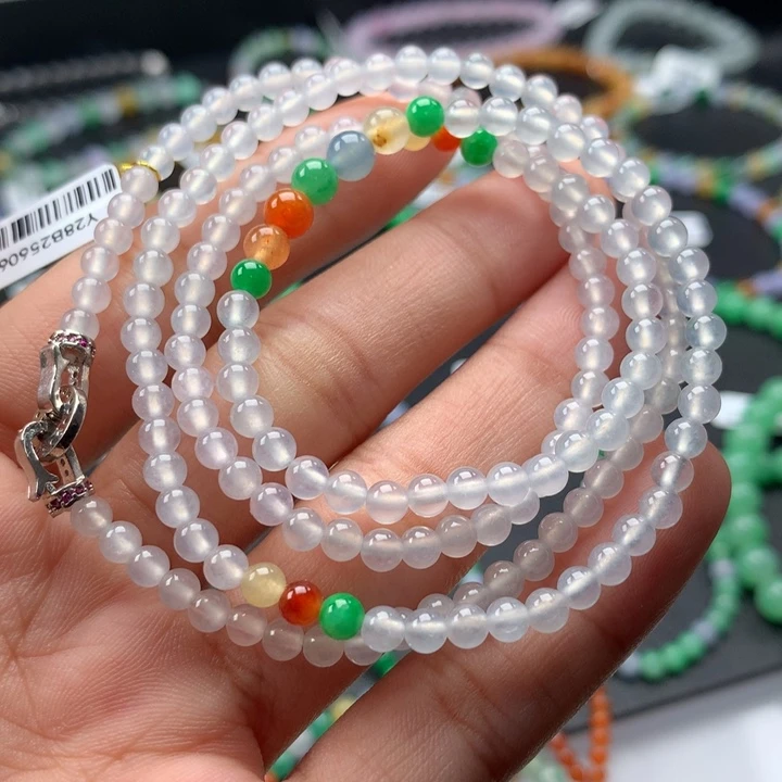 翡翠手镯未镶嵌卡