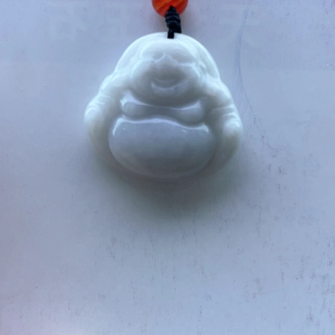 翡翠未镶嵌颈饰佛公