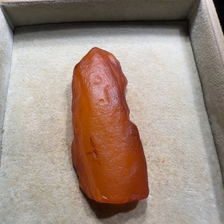 未镶嵌定制琥珀专属定制