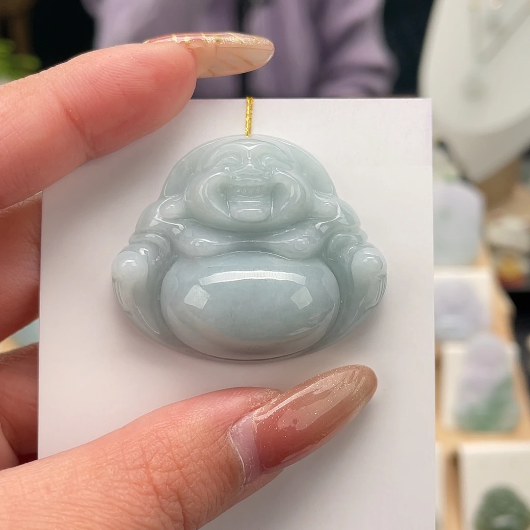 翡翠未镶嵌颈饰佛公