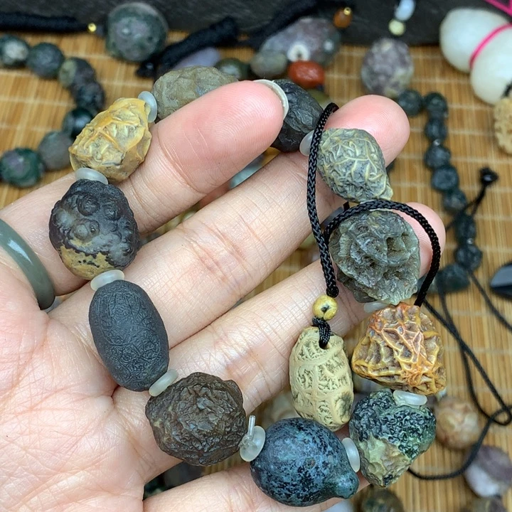 玛瑙/玉髓珠宝半成品未镶嵌然**物